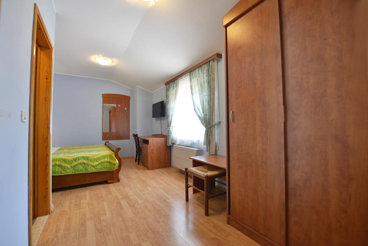 Bed And Breakfast Julia Seget  Exterior foto